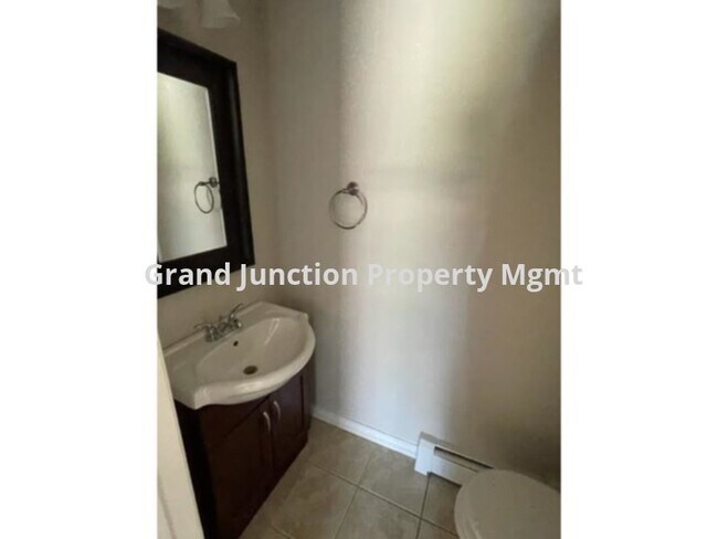 Foto del edificio - PRIME LOCATION near Tirara Rado Golf Course!