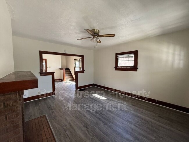 Photo - 1411 Wyoming St House