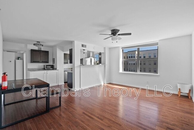 Foto del edificio - 3902 14th St NW