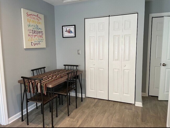 Foto del edificio - Charming & Private 1-Bedroom Guesthouse – Utilities Included!