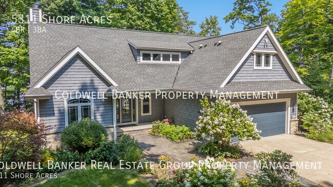 Foto del edificio - 5311 Shore Acres
