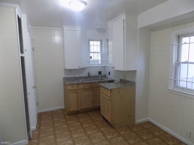 Building Photo - 2 br, 2 bath House - 18708 Shaftsbury Ave