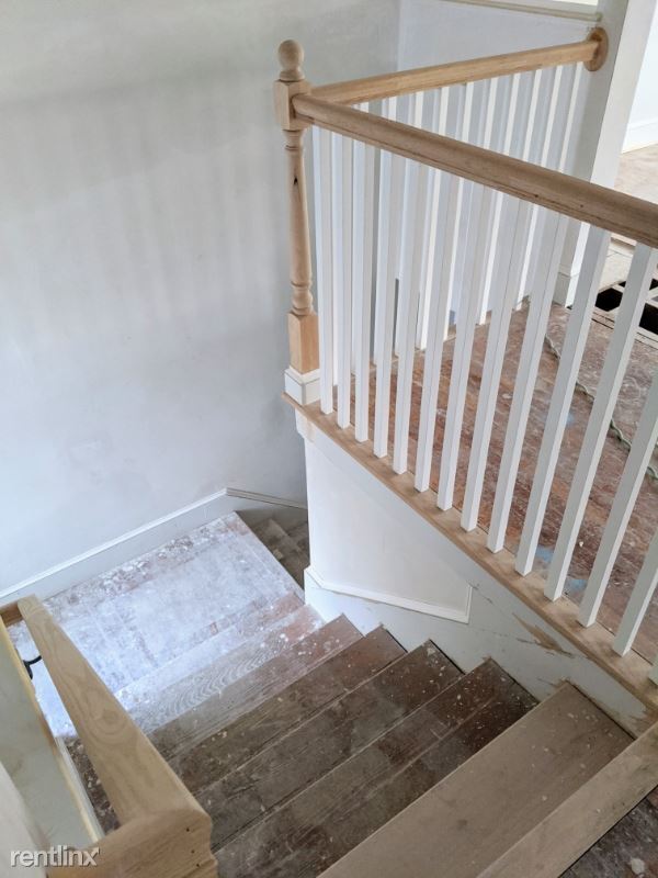 Building Photo - 2 br, 2 bath Townhome - 177 Albert Ave