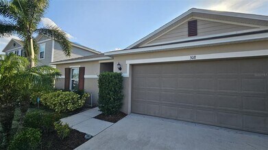 Building Photo - 308 Lake Lucerne Way