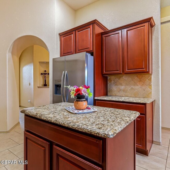 Building Photo - 14422 Coyote Trail