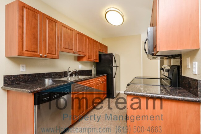 Building Photo - 3020 Alta View Dr