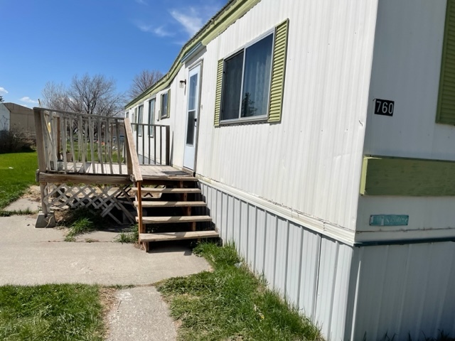 Building Photo - 760 Eden Dr