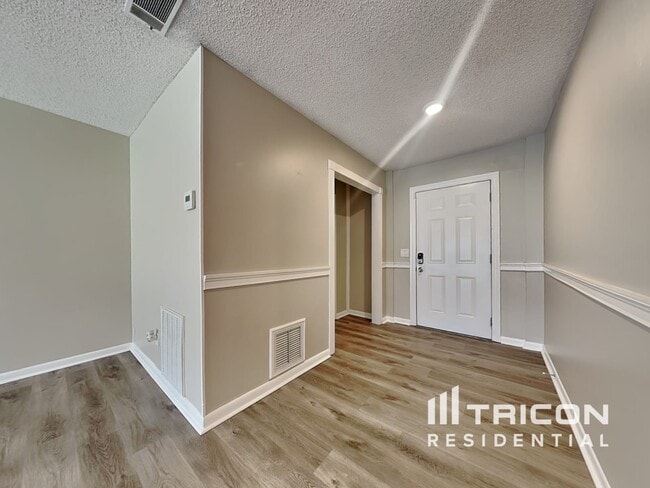 Building Photo - 3106 King Phillip Way