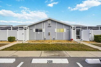 Building Photo - 3300 Loveland Blvd