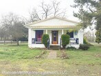Primary Photo - 3 br, 1 bath House - 927 Pine St