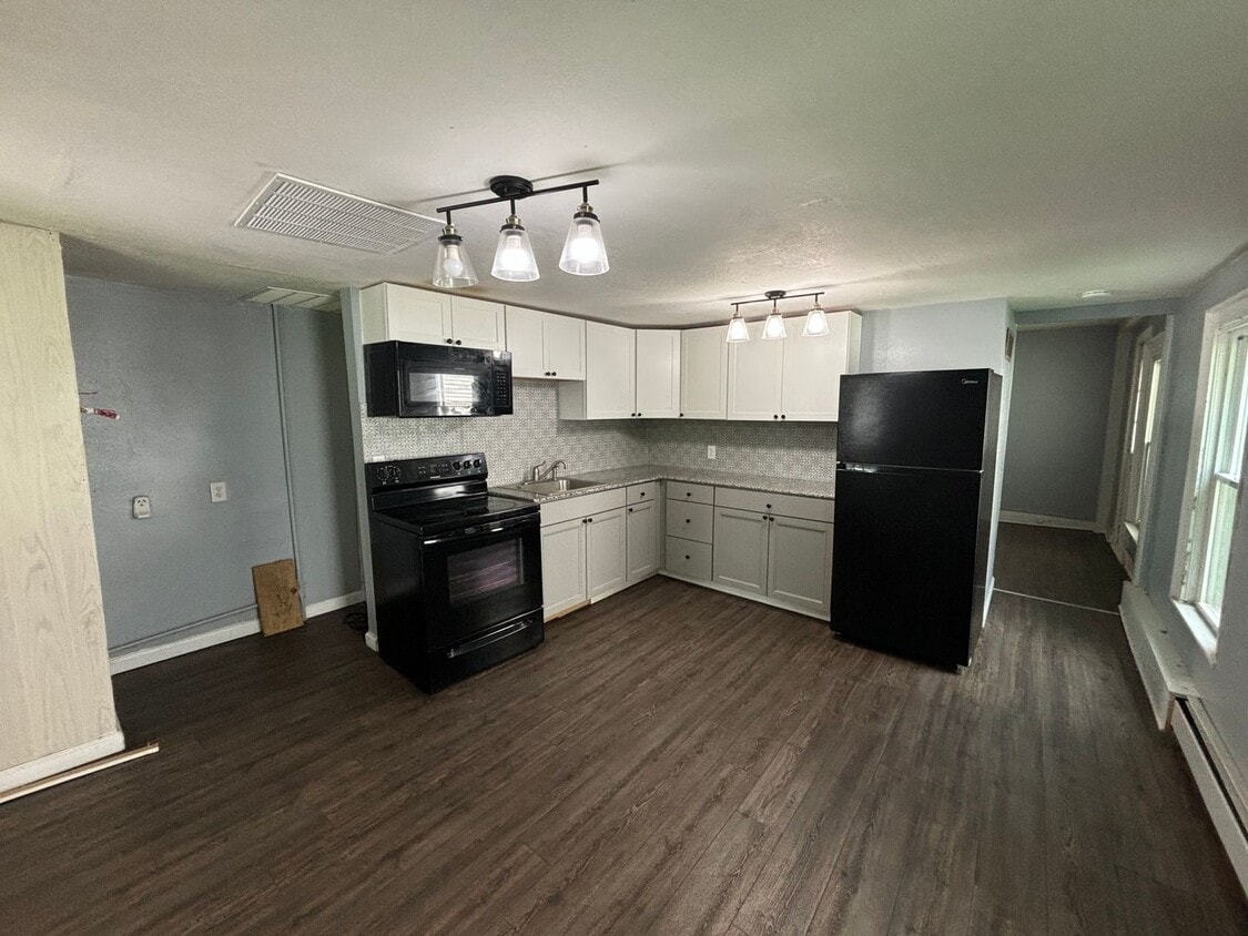 565858 Groton Ave Unit 58 Groton Ave, Cortland, NY 13045 Room for