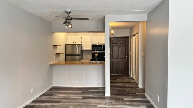 Foto del edificio - 6730 Vernon Ave S