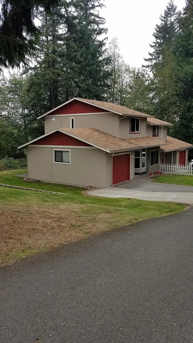 Foto del edificio - 607 107th Ave E