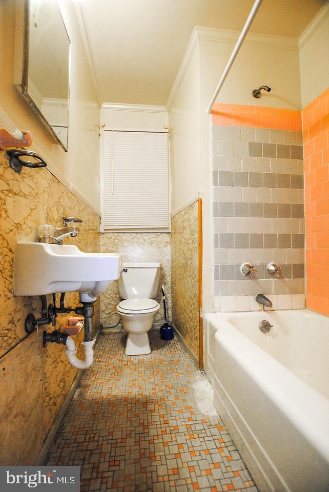 Foto del edificio - 2804 N Calvert St