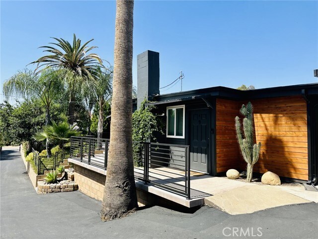 Foto principal - 31025 E Sunset Dr S