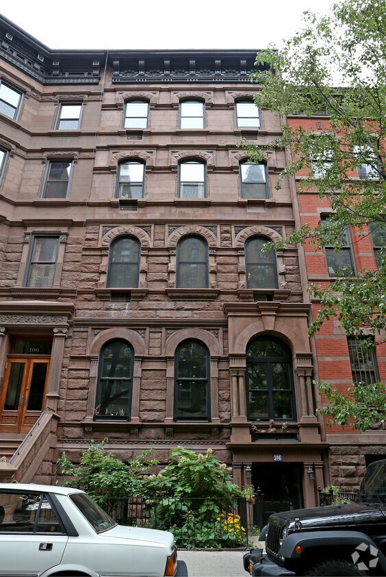 Building Photo - 108 W 78th St