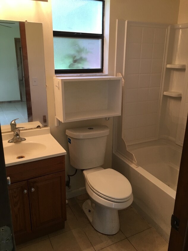 Foto principal - 1348 Illinois St NW