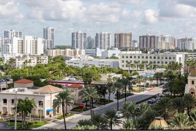 Foto del edificio - 17555 Collins Ave