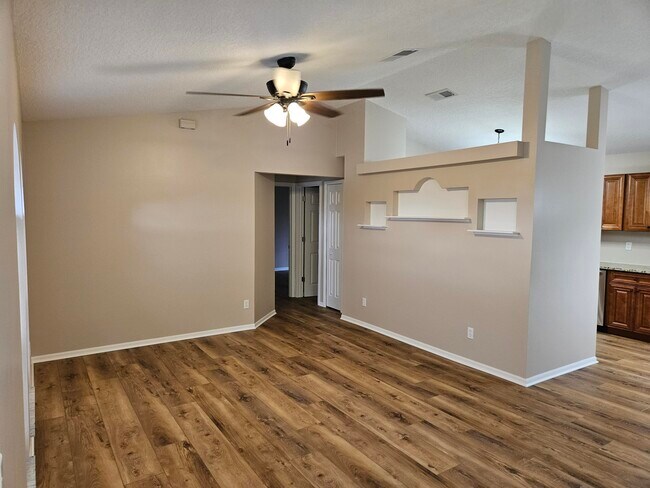 Foto del edificio - 5411 NW Arrowhead Terrace