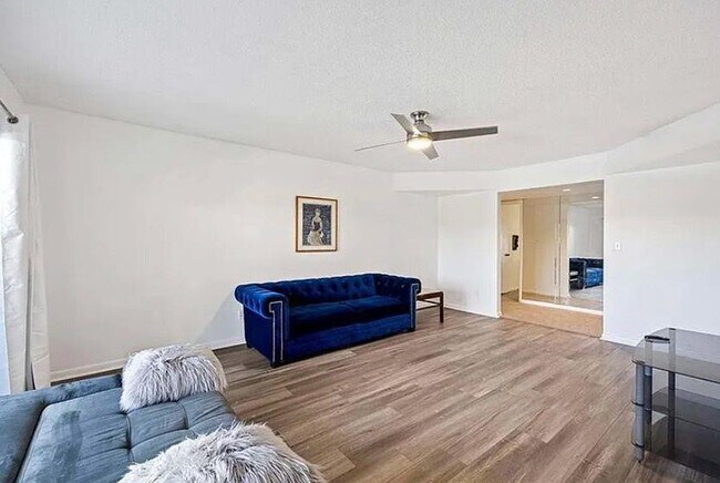 Foto del edificio - 209 Bobolink Way