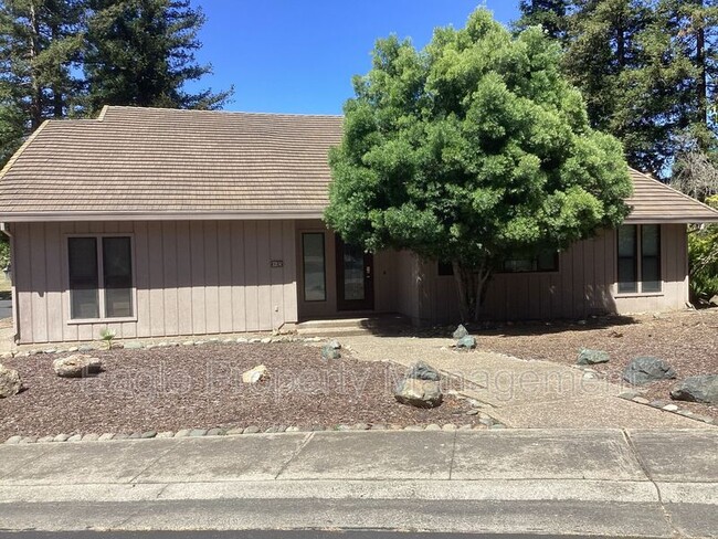 Building Photo - 6915 Pescado Cir