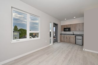 Building Photo - Clara Apartments