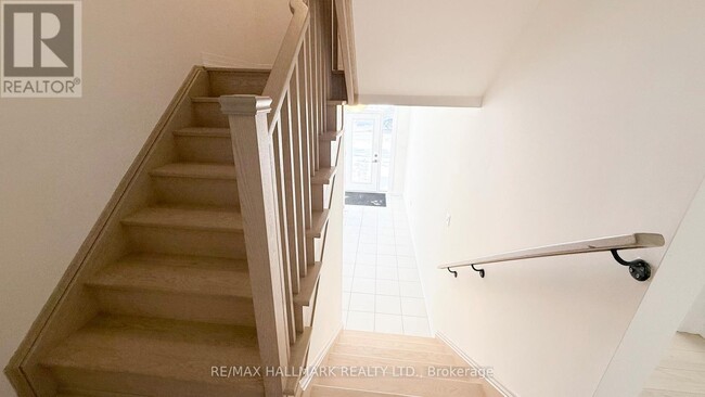 Building Photo - 80 Lunay Dr.