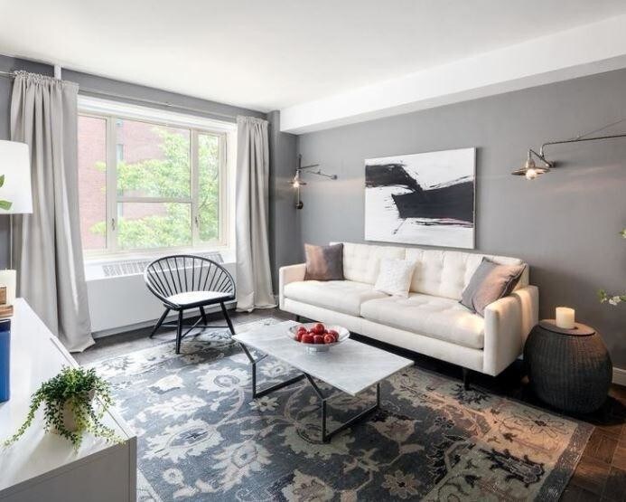 Foto principal - 8 Stuyvesant St