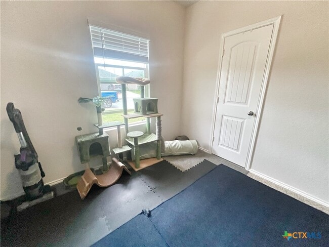 Building Photo - 940 Chachalaca Ct