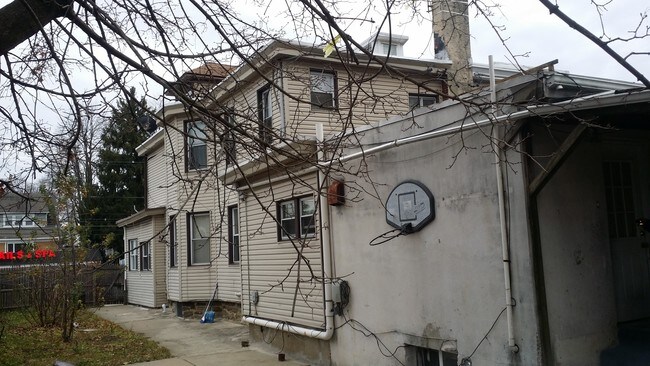 Building Photo - 1111 Cottman Ave