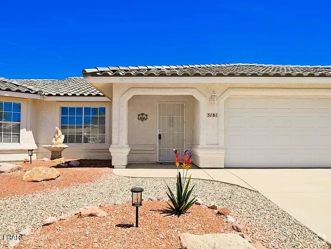 Building Photo - 3181 Chanute Dr