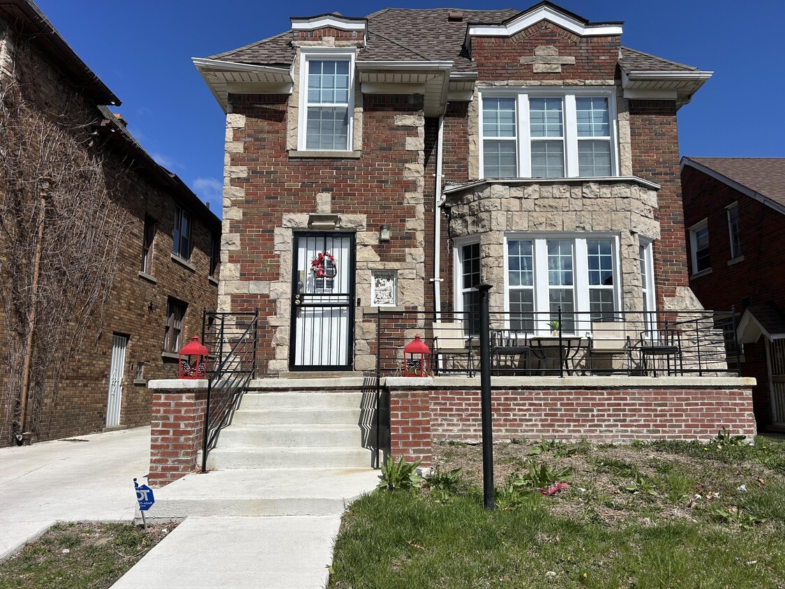 Primary Photo - 4052 Tyler St