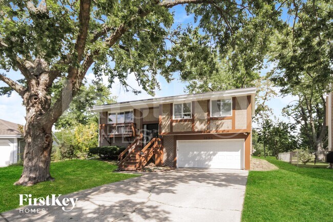 Foto del edificio - 1838 Ashwood Ln