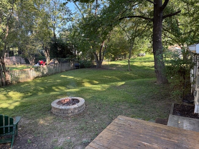 Building Photo - 7041 Soulier Ln