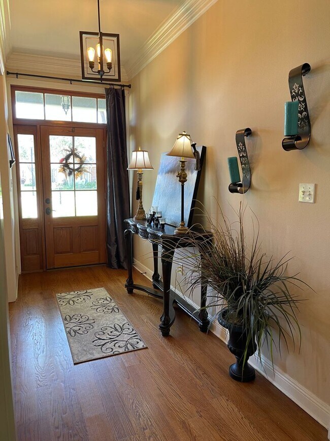 Foto del edificio - 17745 Glen Nook Ave
