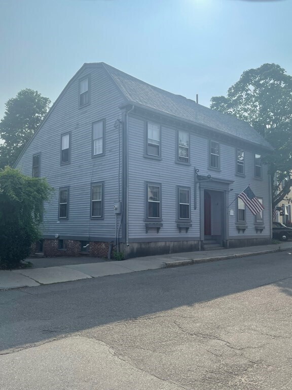 Primary Photo - 9 State St