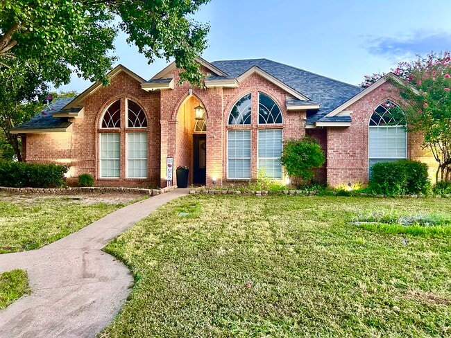 Building Photo - 309 Northgate Dr