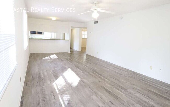 Building Photo - 1011 Hondo Ave