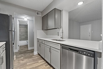 Building Photo - Ashmore