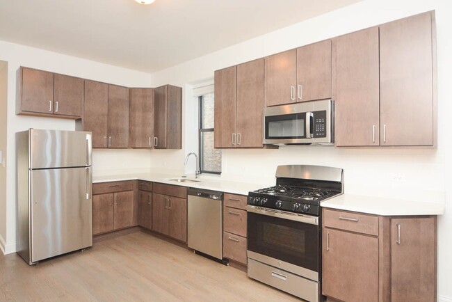 Building Photo - 2350 N Kimball Ave