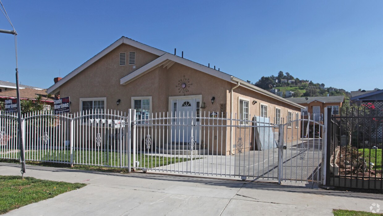 Foto principal - 3618-3624 Eagle Rock Blvd