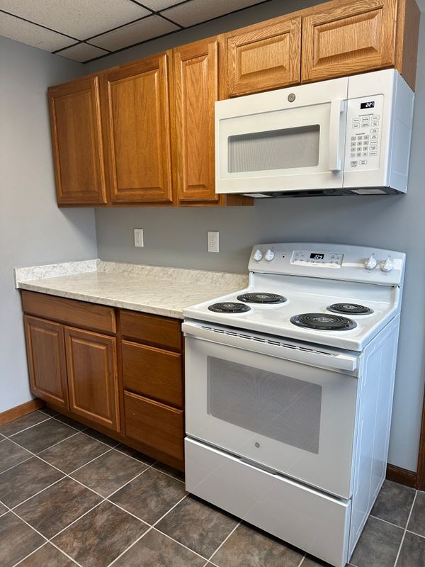 Foto principal - 825 Payne Ave