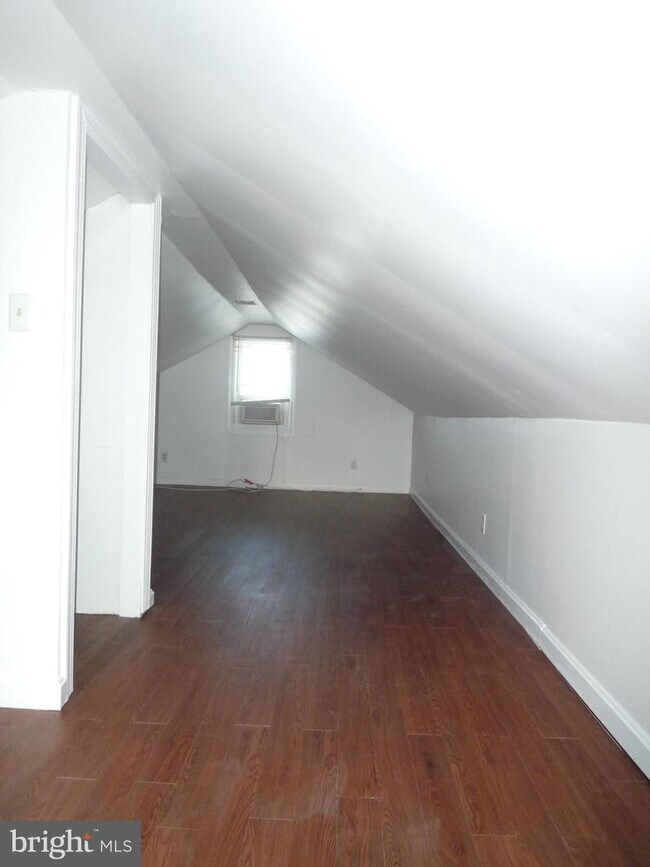 Foto del edificio - 104 Greenway St