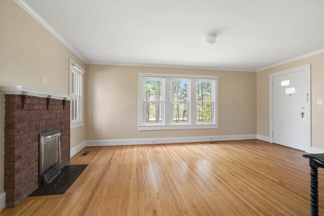 Building Photo - 1919 Old Salisbury-Concord Rd