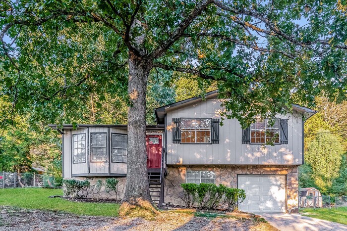 Primary Photo - 5938 Dewey Heights Rd