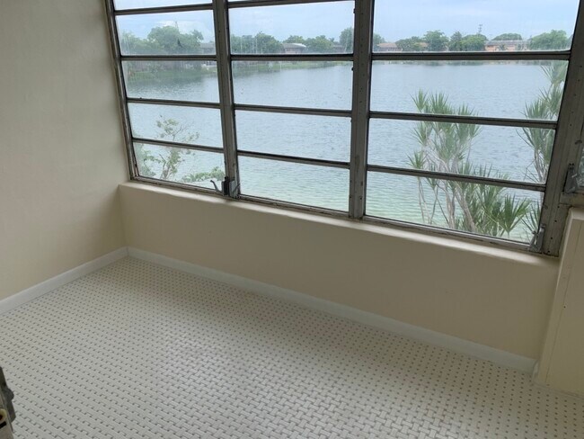 Foto del edificio - 19001 NE 2nd Ave