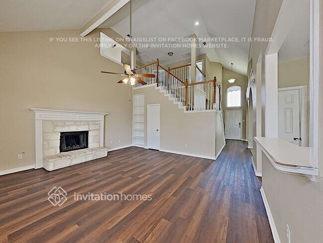Foto del edificio - 1656 Churchill Ln