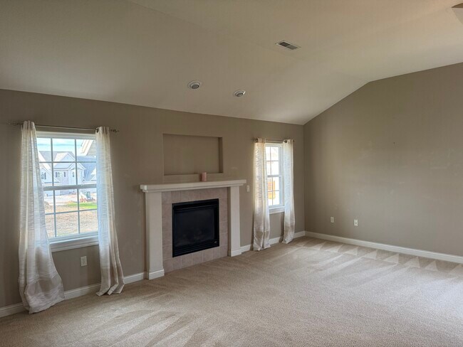 Foto del edificio - 1850 Stoney Ln