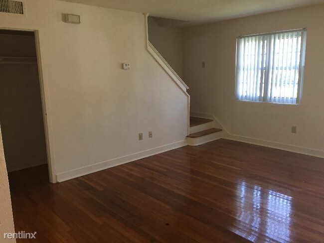 Foto del edificio - 2 br, 1 bath Townhome - 12 Chartom Court