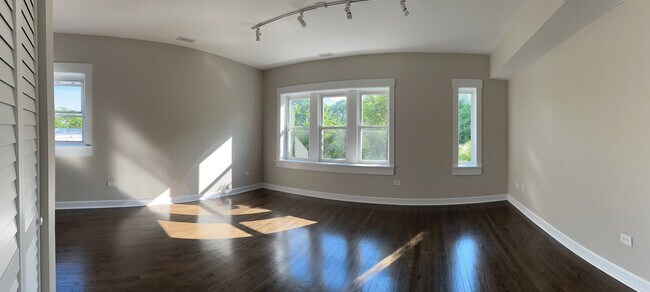 Foto del edificio - 2535 Prairie Ave